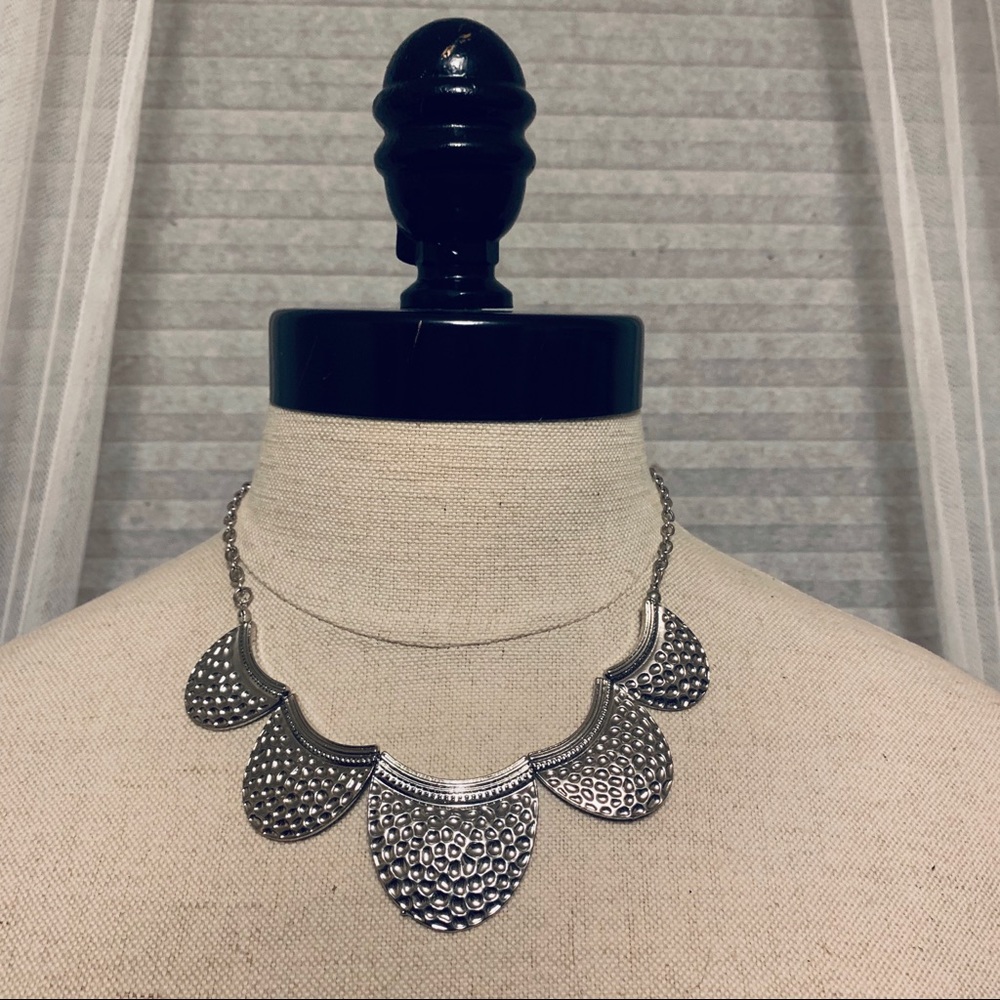 NWT Paparazzi hammered metal set